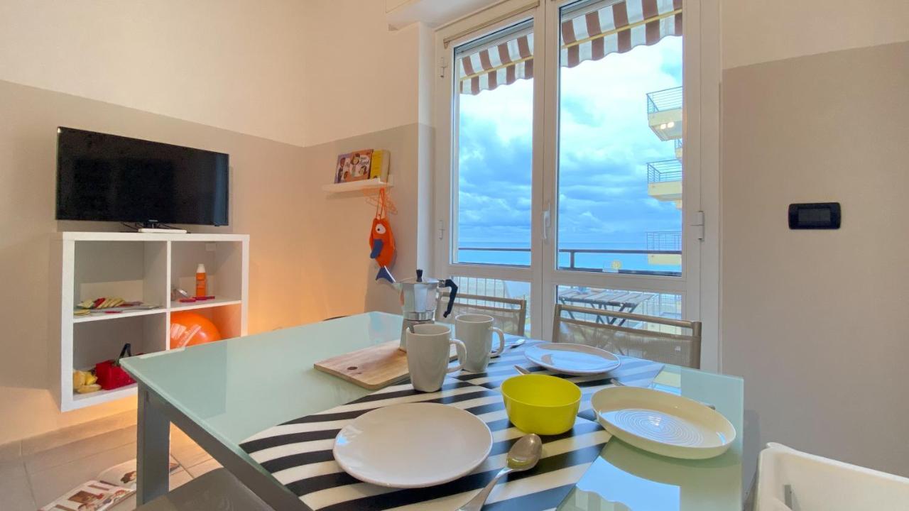 Babyaccommodation Family Experience IV Pietra Ligure Eksteriør bilde